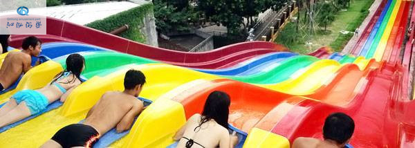彩虹滑梯